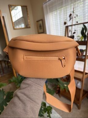 Dagne Dover Ace Fanny Pack in Pinto